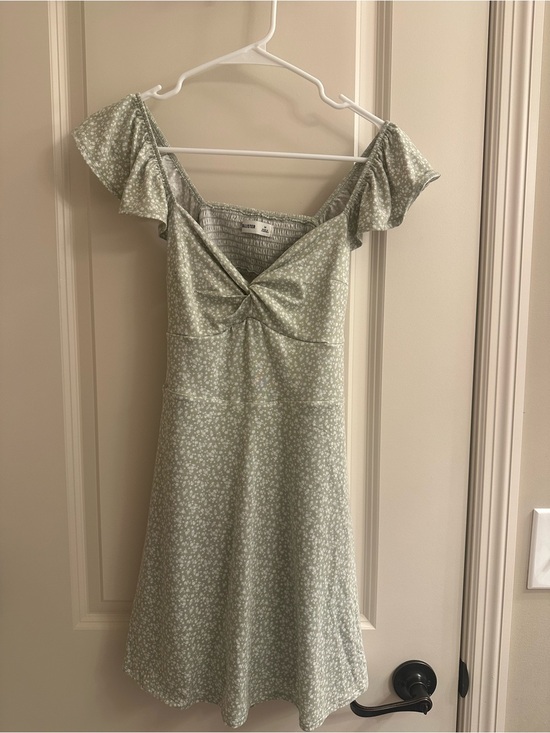 Hollister Dresses & Skirts - Hollister Twist Bust Knit Skort Dress | Eucalyptus Green Floral | NWOT